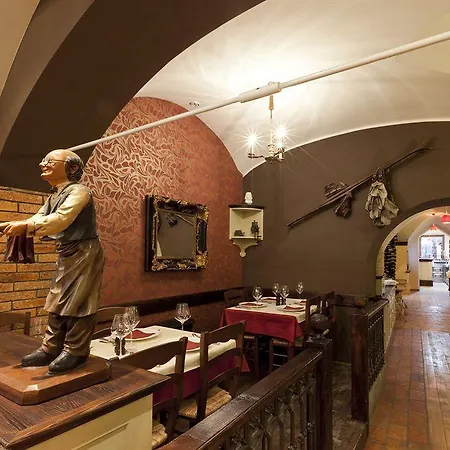 アクタム クラーニ